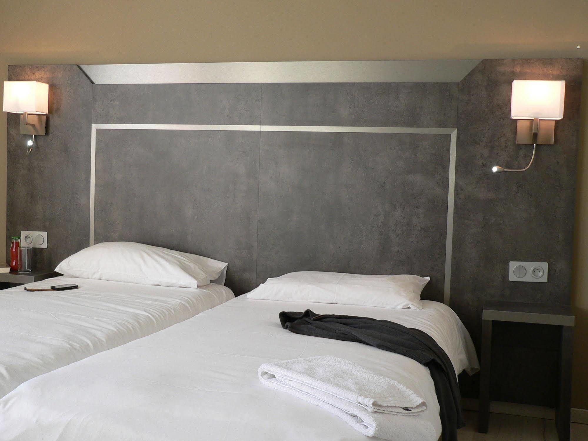 Hotel Moderne Arras Esterno foto