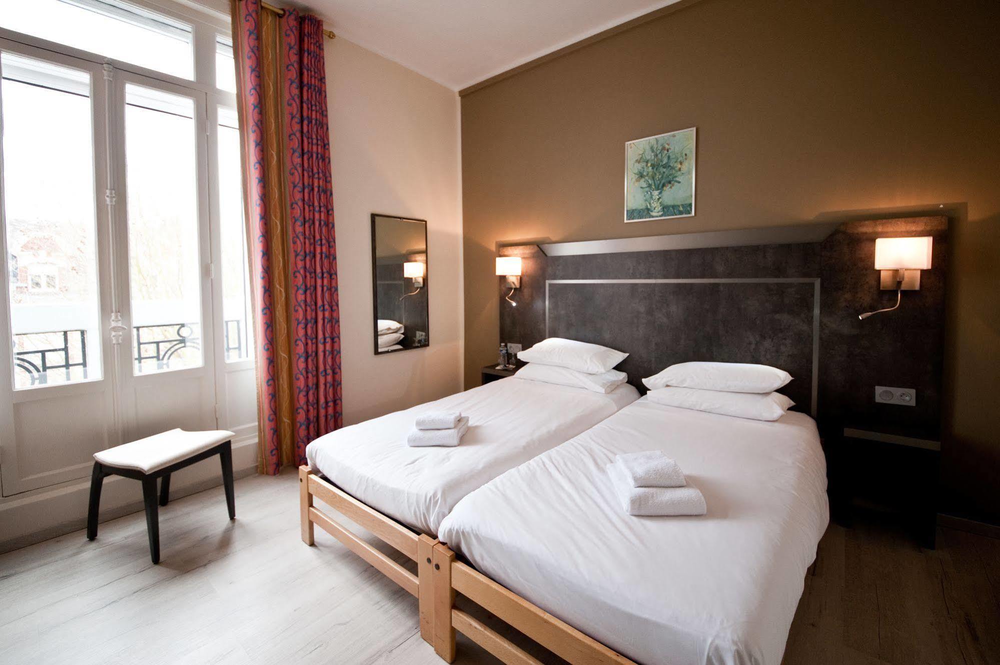Hotel Moderne Arras Esterno foto